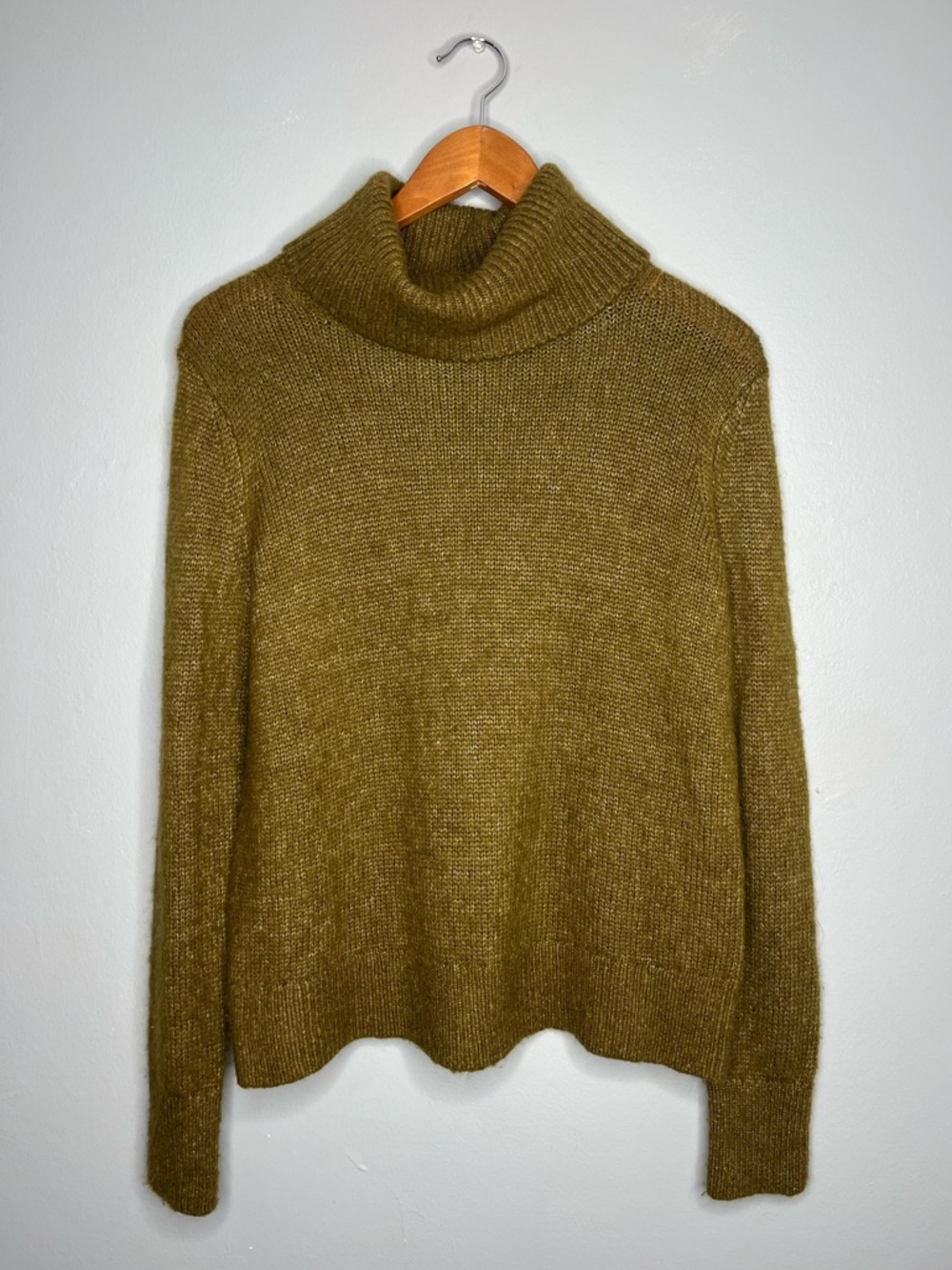 Banana Republic BR Alpaca Merino Wool Chunky Knit Turtleneck Sweater B